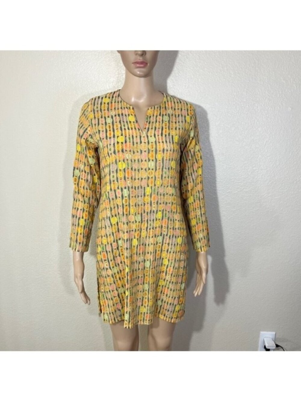 Neeru Kumar Colorful Textured Side Slit Tunic Top Long Sleeve Small S